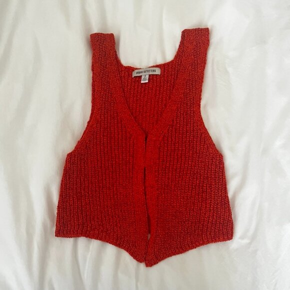 UO Demi Ribbed Sweater Vest - Picture 1 of 2